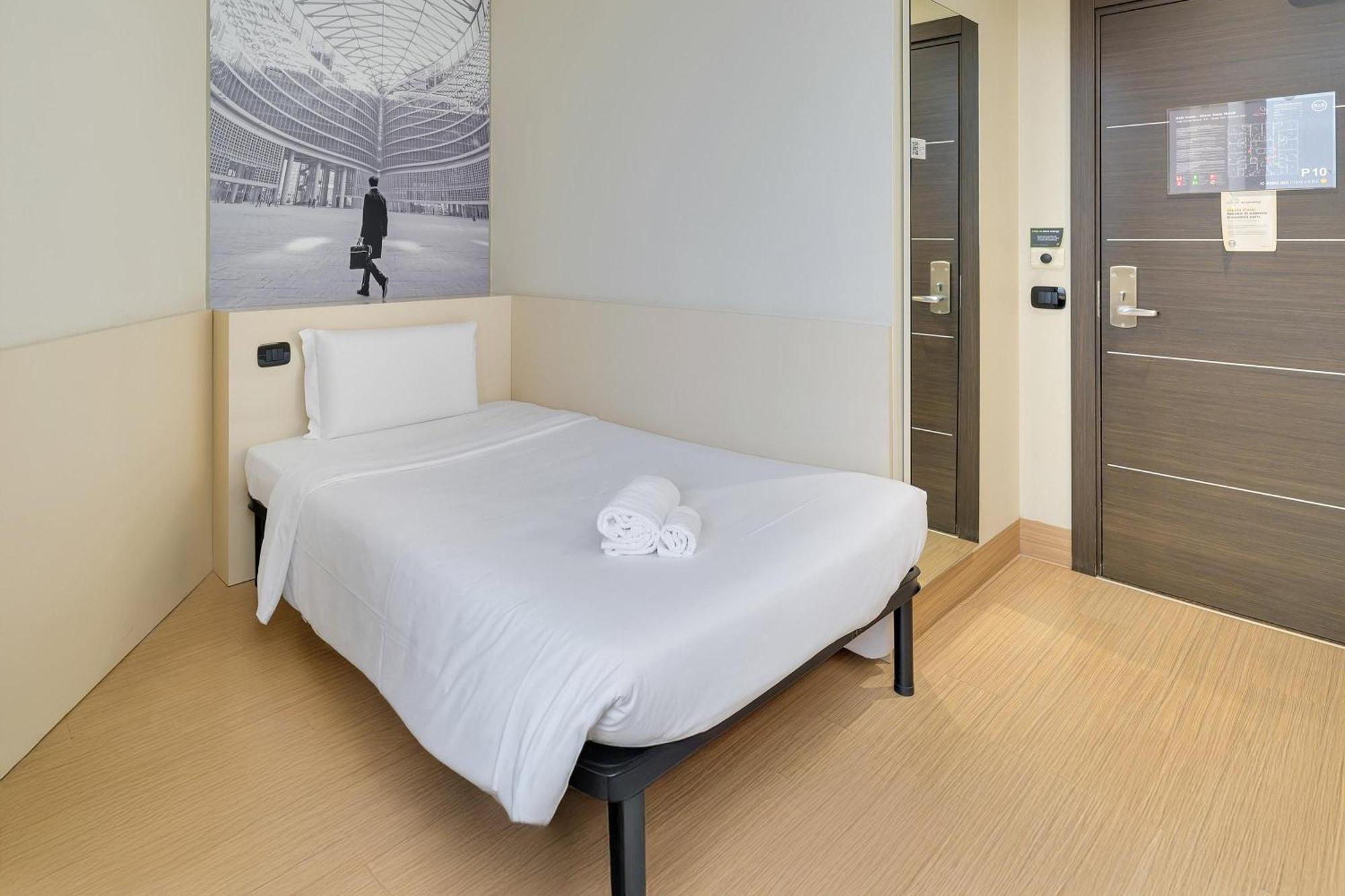 B&B Hotel Milano Sesto Marelli Sesto San Giovanni Bagian luar foto